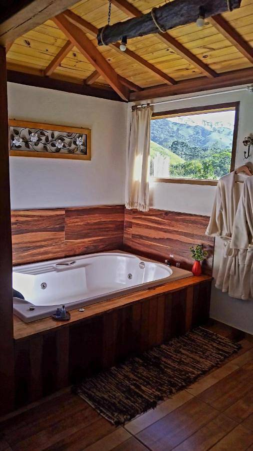 Gîte pour 2 personnes, avec jacuzzi ainsi que balcon et jardin à Resende (Brasil) - 2