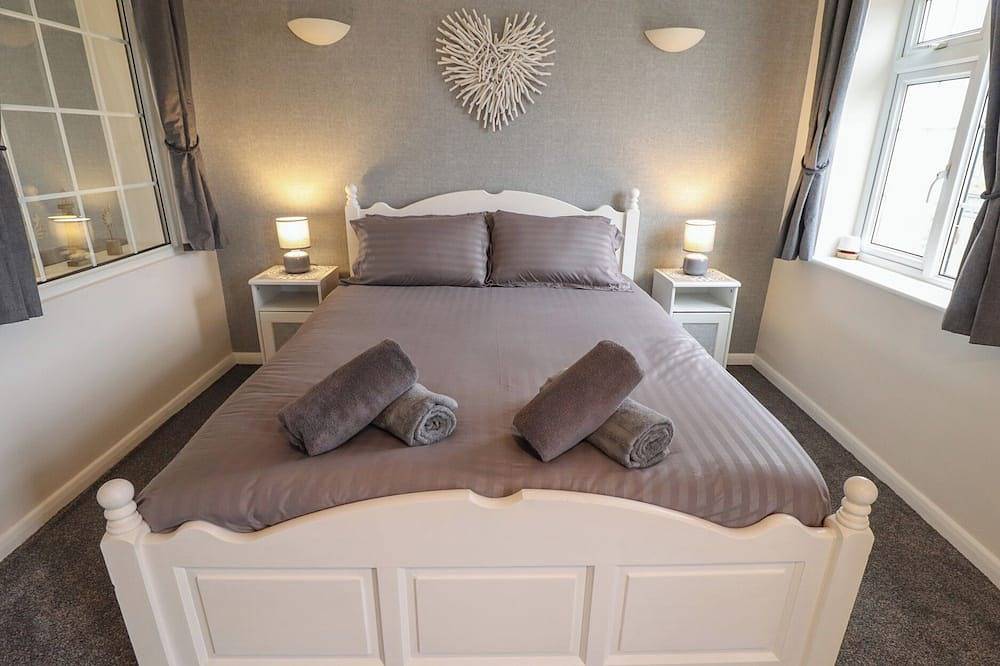 Jacob'S Retreat, pet friendly, with a garden in Chapel St Leonards in Anderby, Lincolnshire