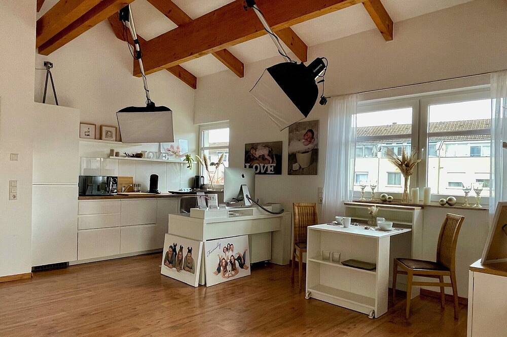 Ganze Wohnung, Studio-Apartment - Ihr Zuhause auf Zeit in einem Fotostudio! in Lippstadt, Kreis Soest