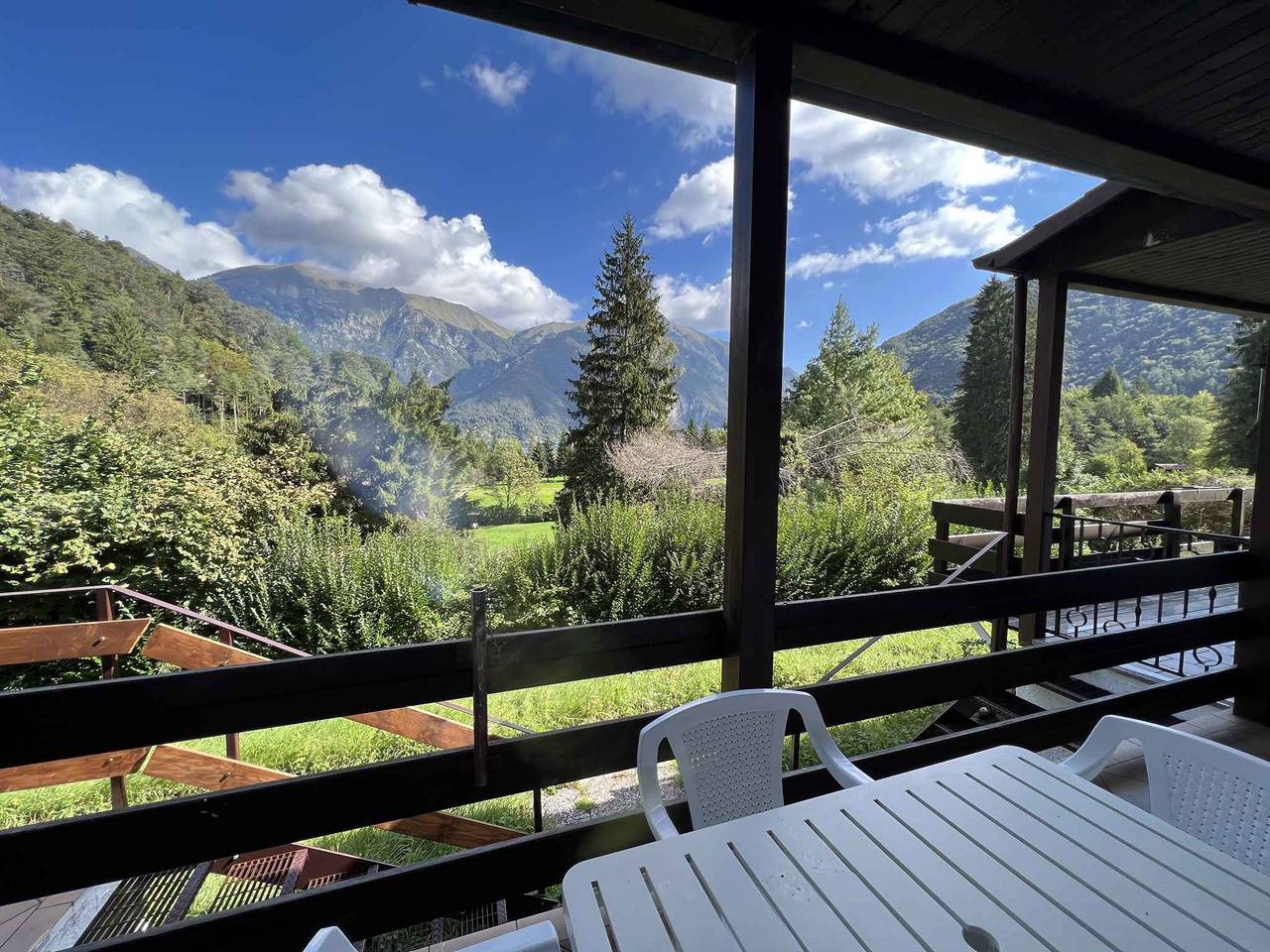 Geheel vakantieappartement, Vakantiewoning slechts 400 meter van het meer  in Pur, Ledro