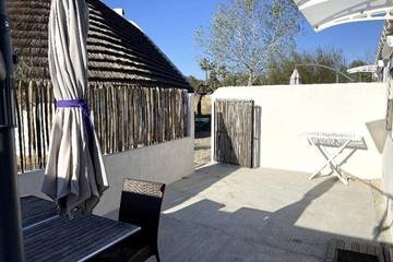 Gîte pour 4 personnes, avec terrasse et jardin dans Plage de l'Espiguette