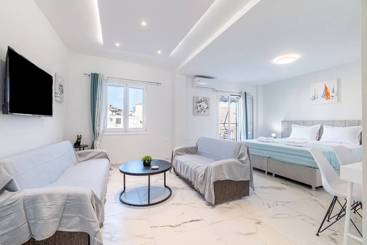 Apartment for 3 people, with balcony in Corfu (city)