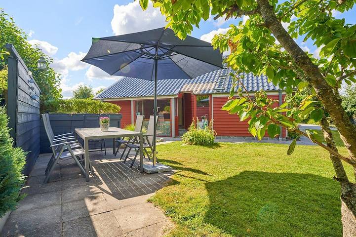 Ferienhaus für 5 Personen, mit Terrasse und Sauna sowie Garten, mit Haustier - 1
