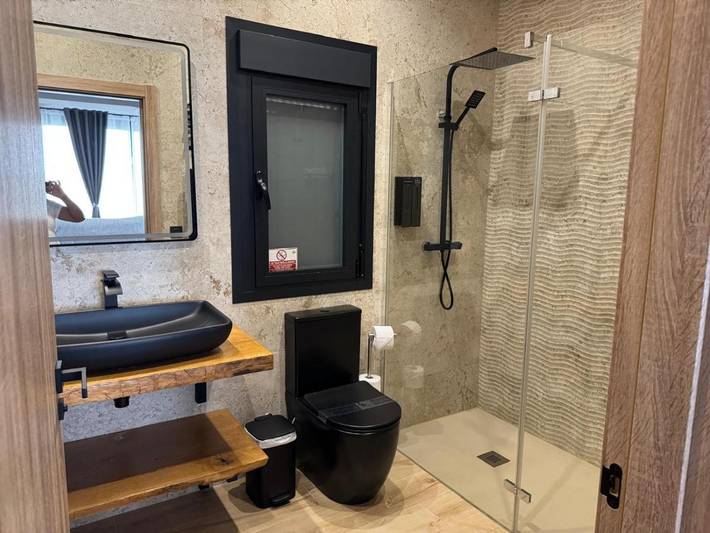 Casa rural para 8 personas, con Balcón y Terraza además de Jardín y Piscina en Pozo Alcón - 2