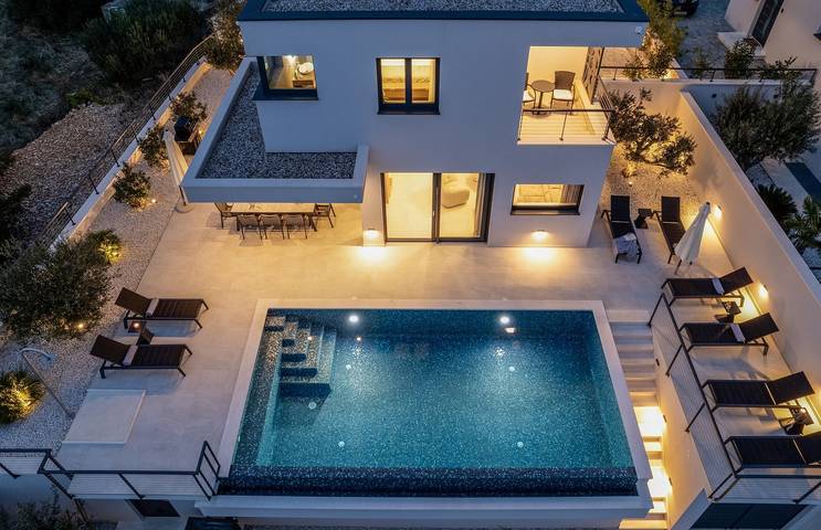Villa für 8 Personen, mit Garten und Meerblick sowie Pool - 1