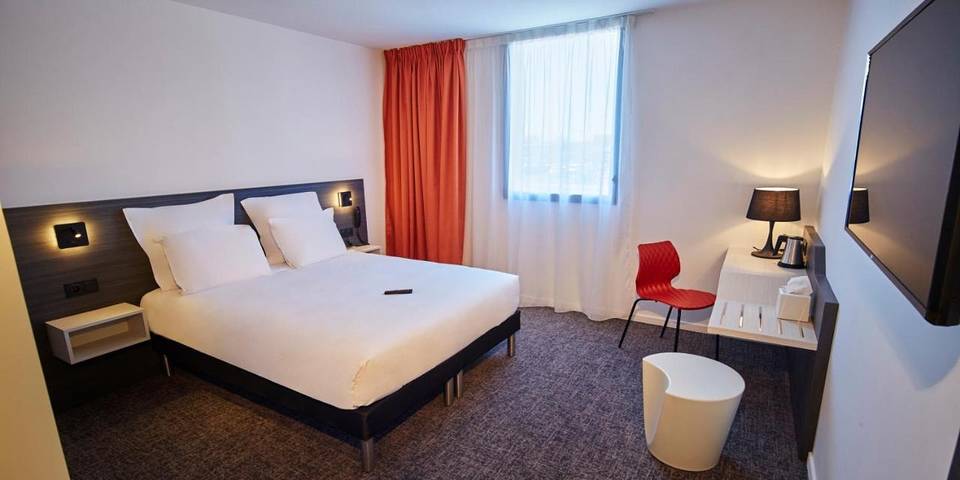 Hôtel pour 2 personnes, avec terrasse à Combs-la-Ville - 2