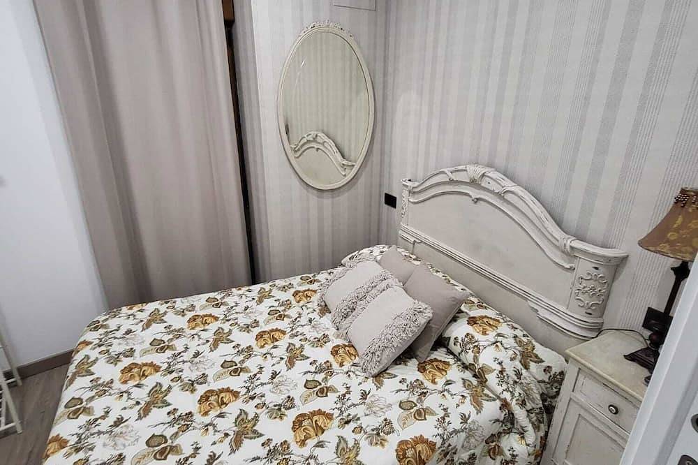 Moorish house with charm and history recently renovated with all services in La Zubia, Granada Province