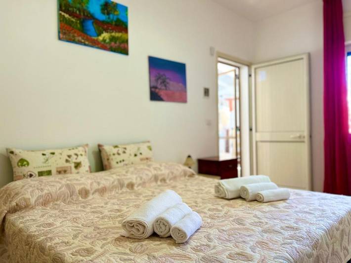 B&b per 4 persone, con panorama e giardino, con animali domestici a Torre Pali