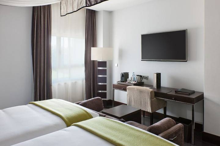 Hôtel pour 10 personnes, avec sauna ainsi que piscine et jardin, animaux acceptés à Saint-Jacques-de-Compostelle - 3