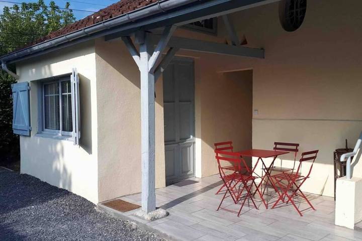 Location de vacances pour 4 personnes, avec terrasse et jardin, animaux acceptés à Laloubère - 3