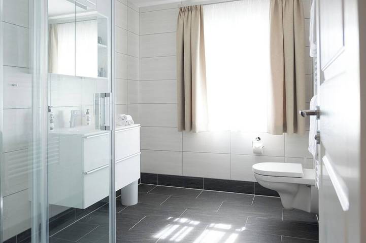 Ganze Wohnung, Private Suite 1 I Sauerweingut - Modern apartment with tradition elements in Salzburg, DMO Demo Region_1
