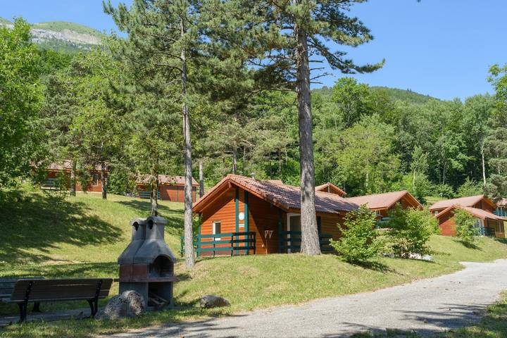 Gîte pour 3 personnes, avec Terrasse dans l' Isère - 2