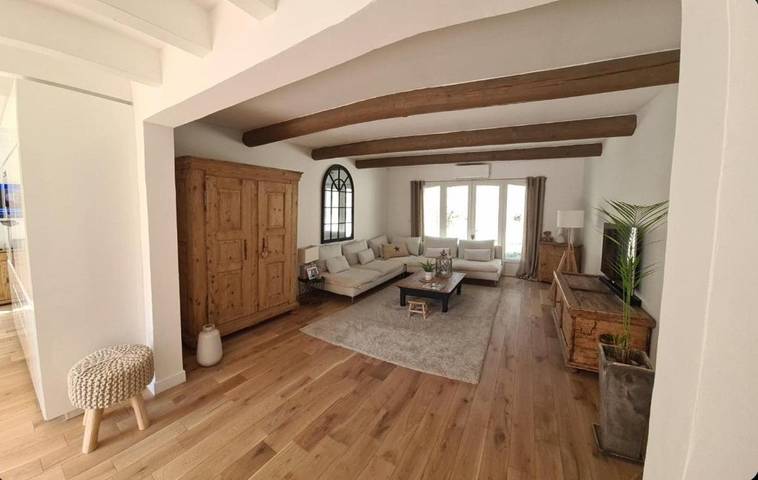 Location de vacances pour 8 personnes, avec balcon ainsi que vue et piscine à Salinelles - 4