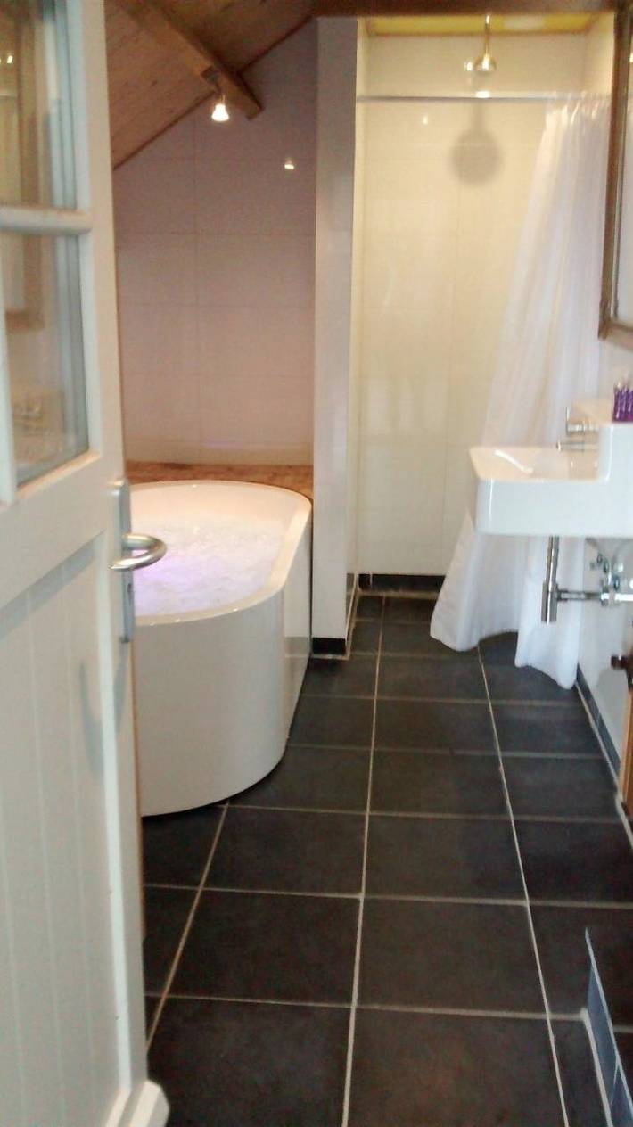Location de vacances pour 2 personnes, avec vue ainsi que terrasse et jardin à Cadzand - 2