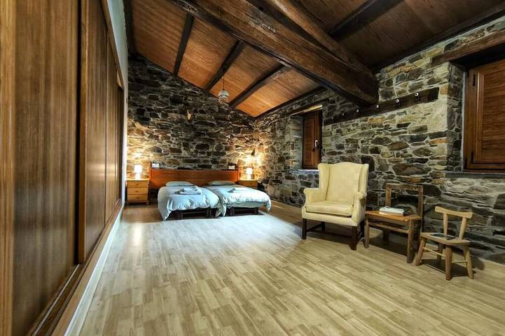 La Casita Olga: A Dreamlike Natural Setting in the Taramundi Mountains in Taramundi, Côte Cantabrique
