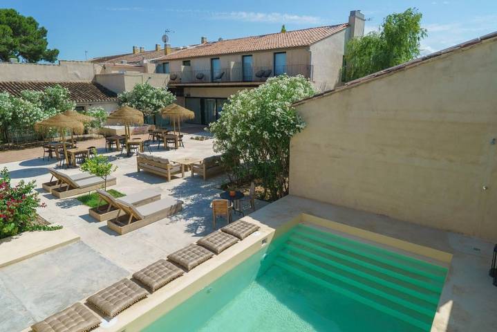 Apartamento para 3 personas, con Terraza y Jardín además de Piscina y Vistas en Sueca