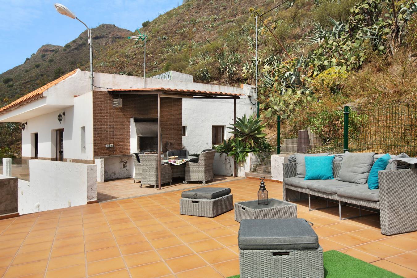 Casa de férias La Llave com vista para a montanha/mar, piscina, Wi-Fi, terraços e jardim in Lomitos de Correa, Valsequillo de Gran Canaria