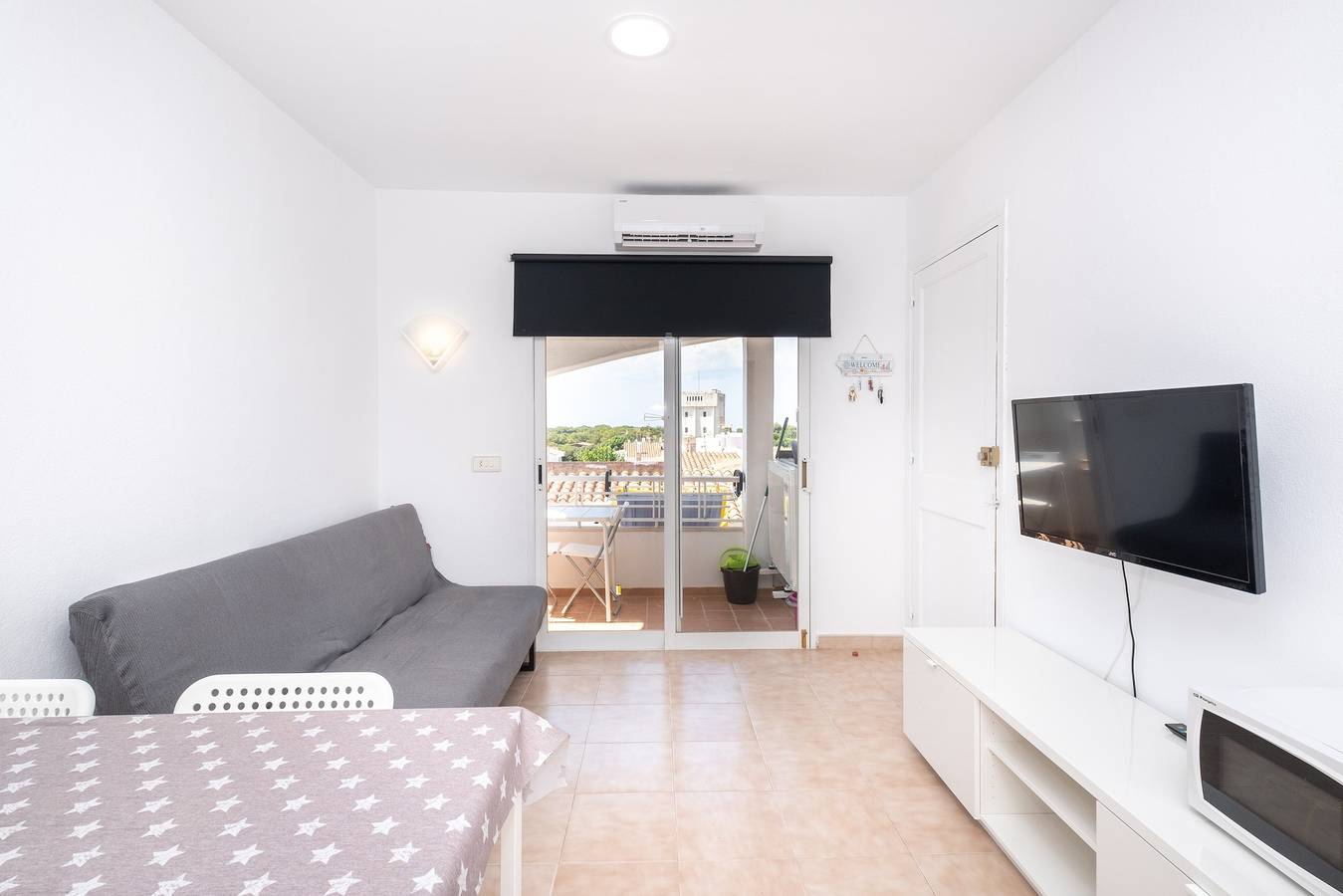 Appartement entier, Dans une résidence avec piscines partagées – Appartement Cala Piques in Cala Blanes, Ciutadella