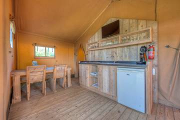 Glamping voor 4 Personen in Oosterhout, Noord-Brabant, Afbeelding 2