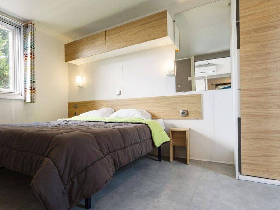 Camping Paradis Au port de l'houmeau. - Mobilhome 4 personnes - Pmr 2 Chambres 4 Personnes Or in L'Houmeau, Région de La Rochelle