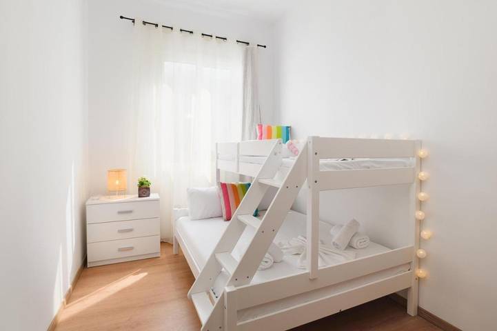 Ferienwohnung für 5 Personen, mit Balkon und Ausblick in Rhodos Stadt - 2