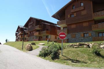 Gîte pour 5 personnes, avec balcon à Villard-sur-Doron