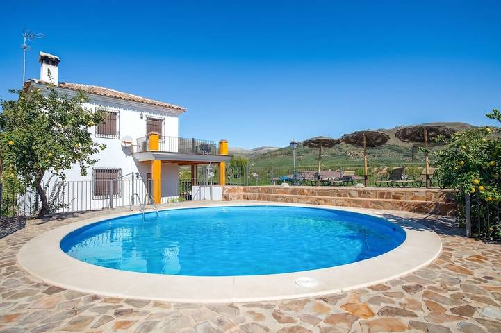 Casa de vacaciones para 11 personas, con jardín y balcón - 1