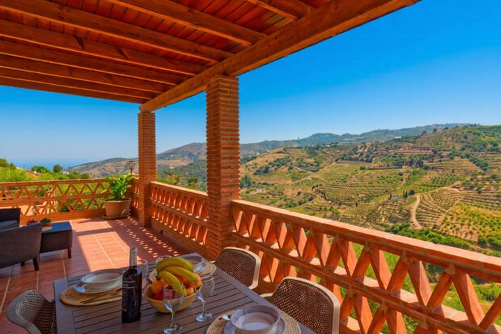 Villa pour 2 personnes avec vue in Frigiliana Road, Frigiliana