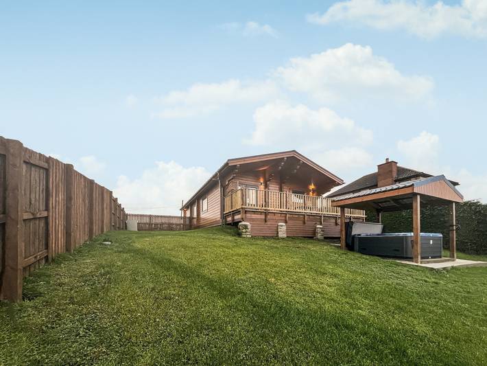 Casa rural para 6 personas, con jardín - 1