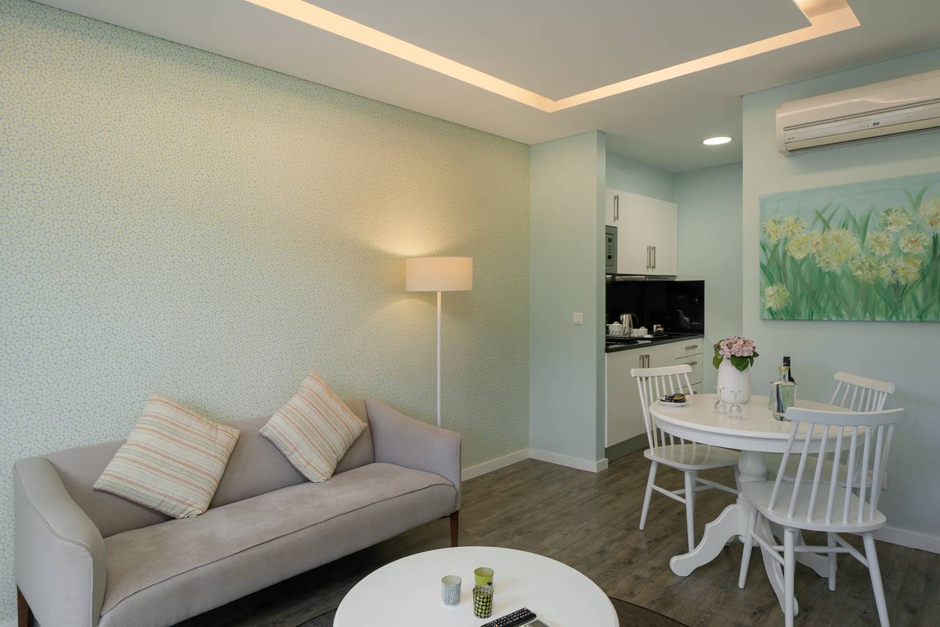 Apartamento inteiro, 1-bed Garden Apt 2 in character Babosas Village in Monte (Madeira), Madeira