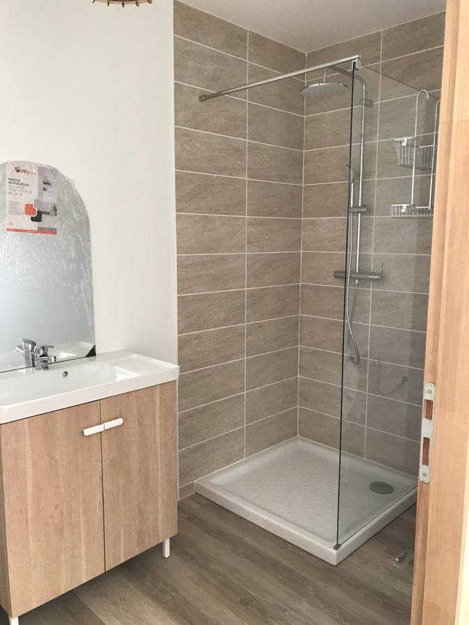 Location de vacances pour 6 personnes, avec jardin ainsi que piscine et vue à Saint-Brès - 4