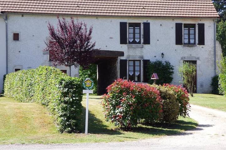 Location de vacances pour 5 personnes, avec jardin à Prudhomat