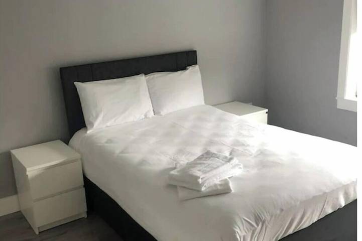 Vacation rental for 6 people, with balcony in Galway