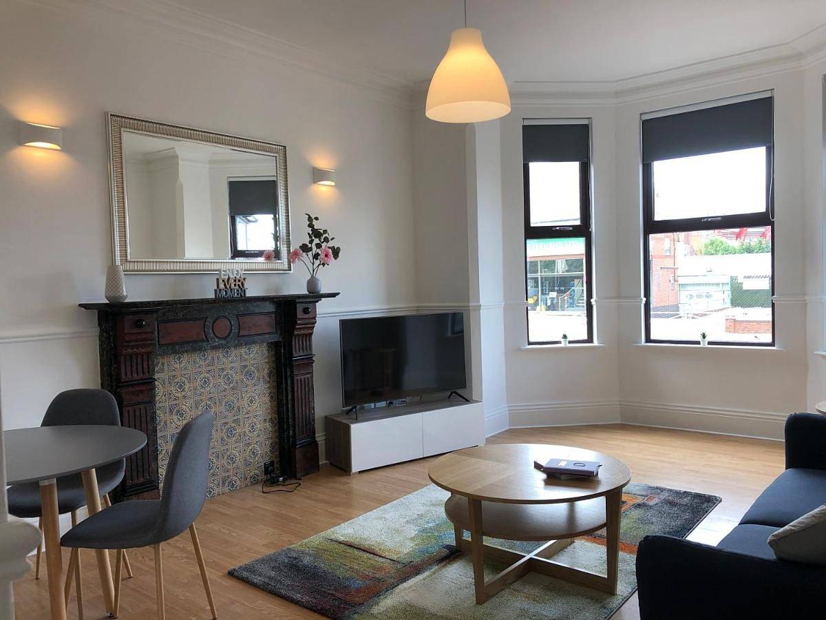Entire apartment, Standard Triple Room in Nottinghamshire