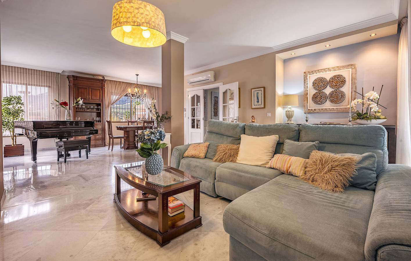 Acogedor apartamento cerca de Illora - Piscina, AC, WiFi y Grill in Íllora, Provincia de Granada