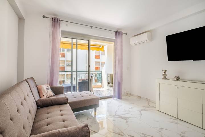 Gîte pour 6 personnes, avec balcon à Cannes - 4