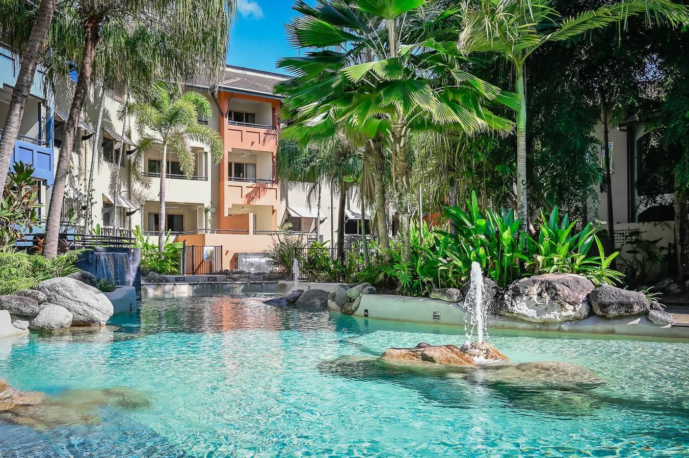 Entire apartment, Mountain Panorama-9 Pools Gym    Bbq in Parramatta Park, Cairns