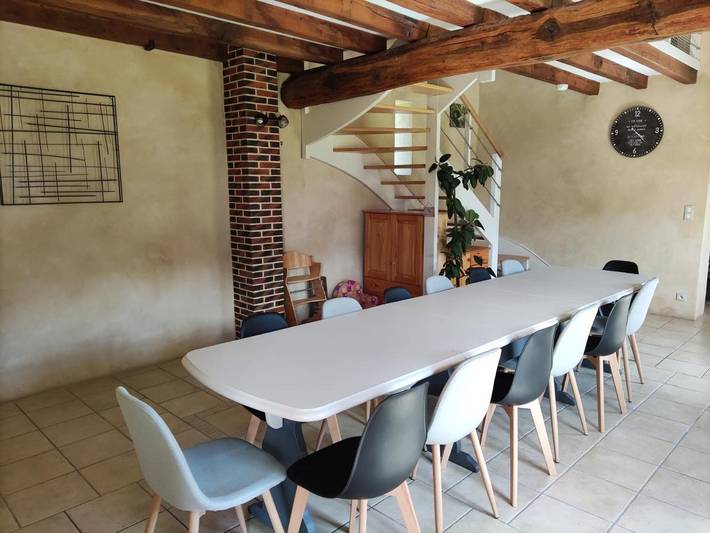 Location de vacances pour 15 personnes, avec jardin et piscine, adapté aux familles à Maillebois - 3