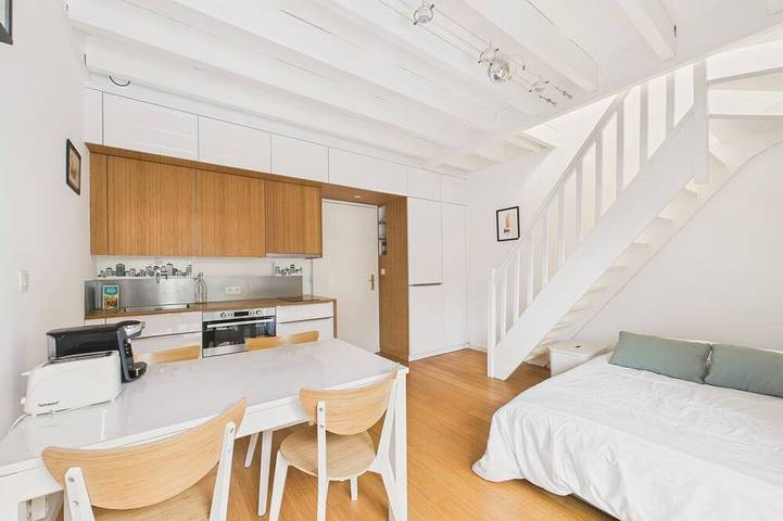 Gîte pour 4 personnes, avec piscine et balcon dans Plage Du Port Meleu Prefailles - 3