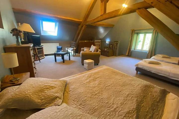 Location de vacances pour 4 personnes, avec jardin à Bannost-Villegagnon - 3