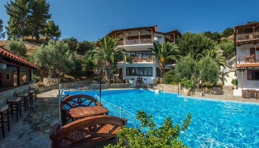 Apartmenthotel für 3 Personen, mit Garten und Pool sowie Terrasse und Ausblick in Chalkidiki - 3