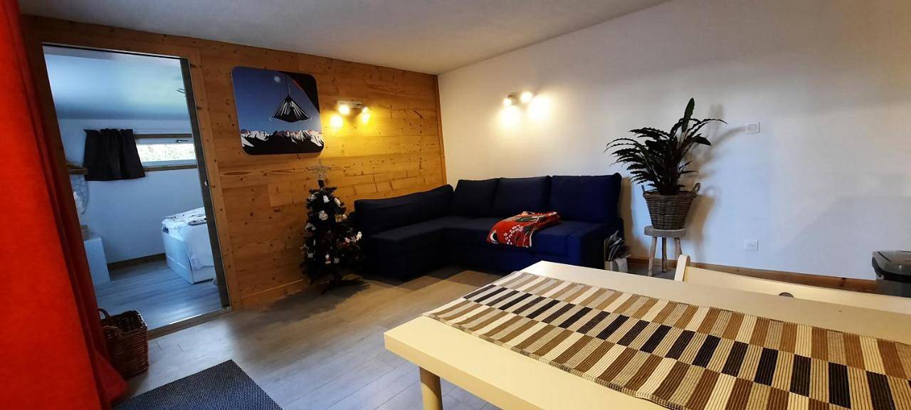 Appartement entier, Studio au pied des montagnes in Le Bourg-d'Oisans, Parc national des Écrins