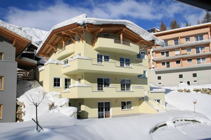 Geheel appartement, Apart La Vita 2-3 personen appartement - Apart La Vita in Lechtal Alps, Sankt Anton am Arlberg