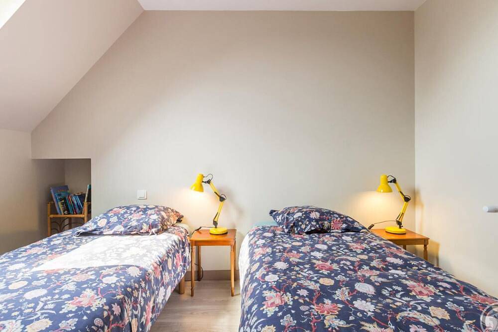 Charmantes Steinhaus mit Garten in Meeresnähe in Hérenguerville, Coutances und Umgebung