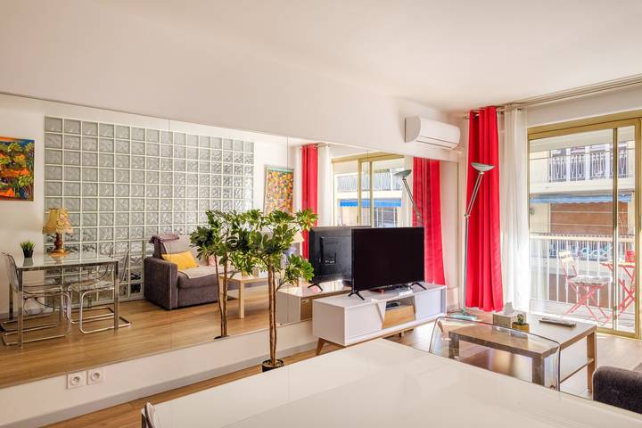 Ferienwohnung für 6 Personen, mit Balkon in Cannes - 2