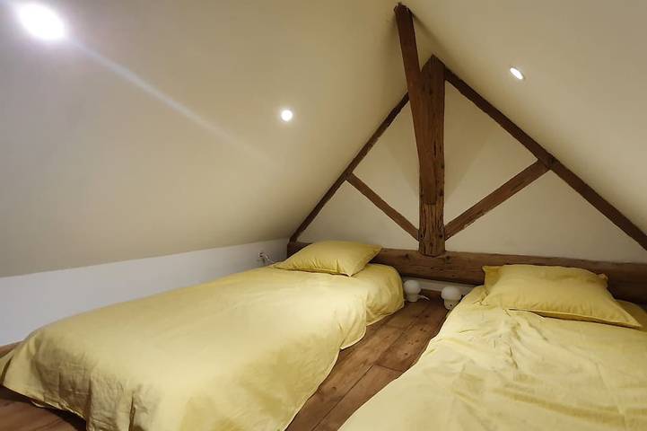 Location de vacances pour 8 personnes, avec terrasse à Iguerande - 2