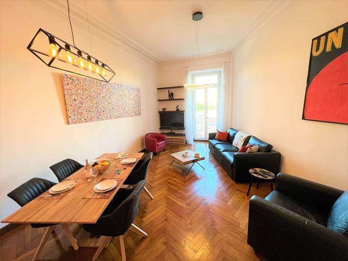 Gîte pour 4 personnes, avec balcon dans Place Massena - 3