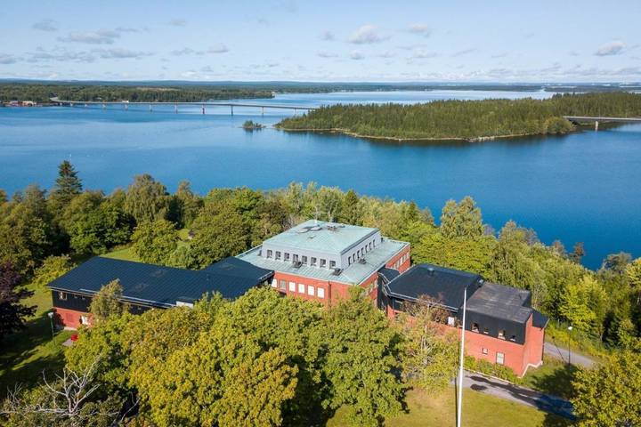 Hôtel pour 4 personnes, avec jardin ainsi que sauna et vue à Umea
