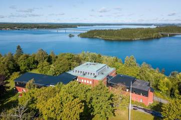 Hôtel pour 4 personnes, avec jardin ainsi que sauna et vue à Umea