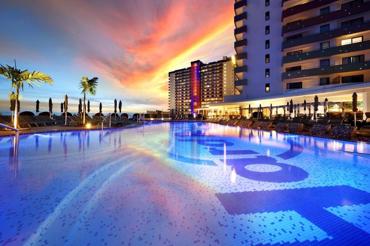 Resort voor 10 personen met sauna in Playa Paraíso, Adeje